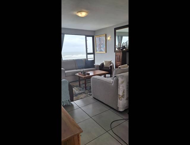 2 bed property to rent in STRAND